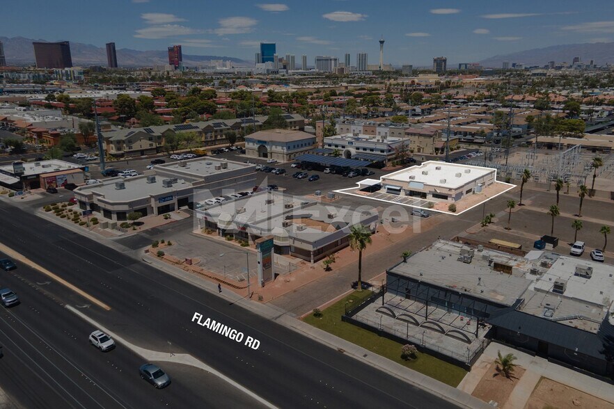 1670 E Flamingo Rd, Las Vegas, NV à louer - Aérien - Image 1 de 7