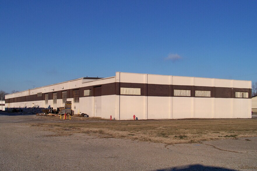 400 A St, Granite City, IL à louer - Photo principale - Image 2 de 2