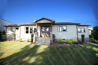 Plus de détails pour 1697 NC-16 Business, Denver, NC - Coworking à louer