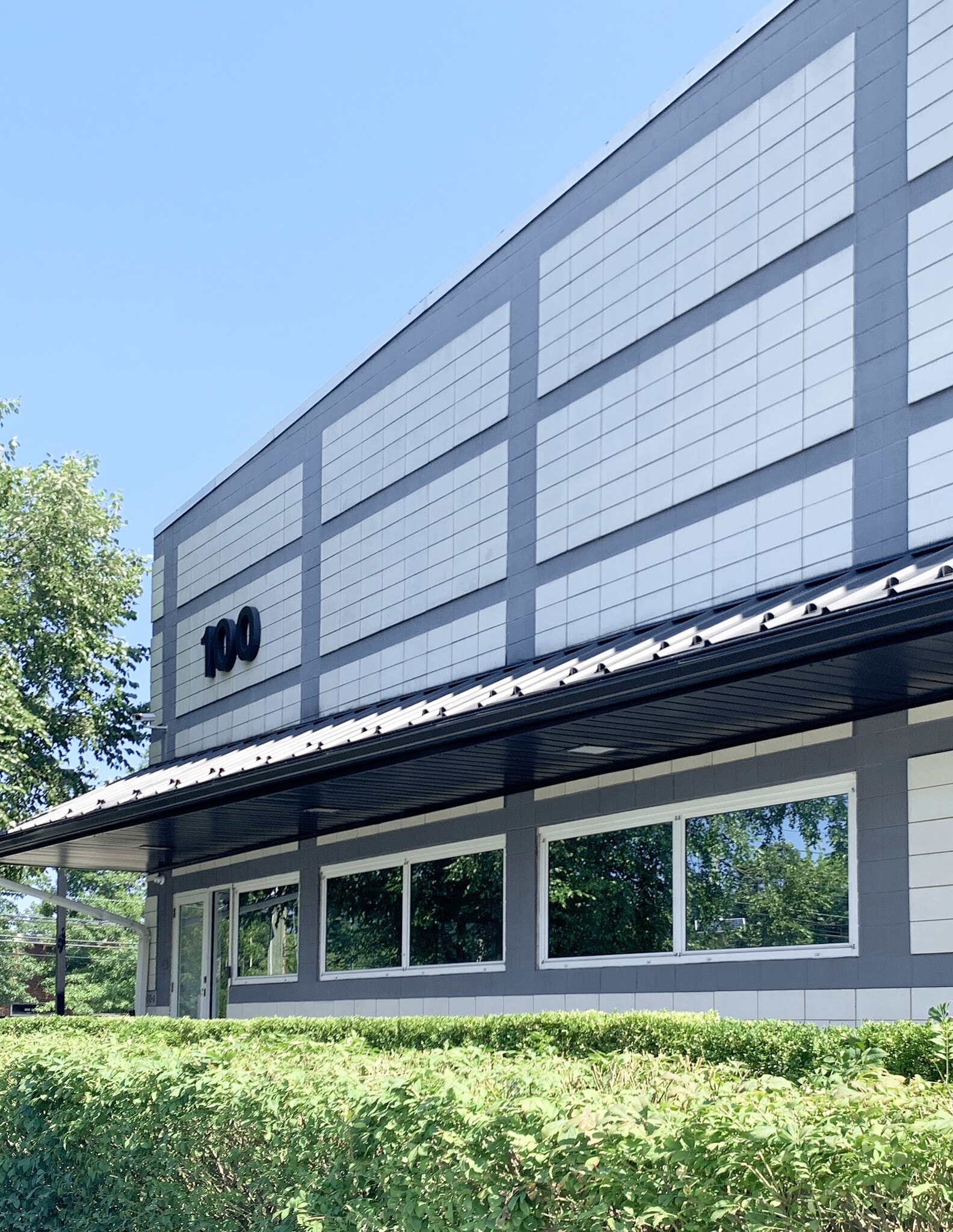 100 W Forest Ave, Englewood, NJ for lease Building Photo- Image 1 of 9