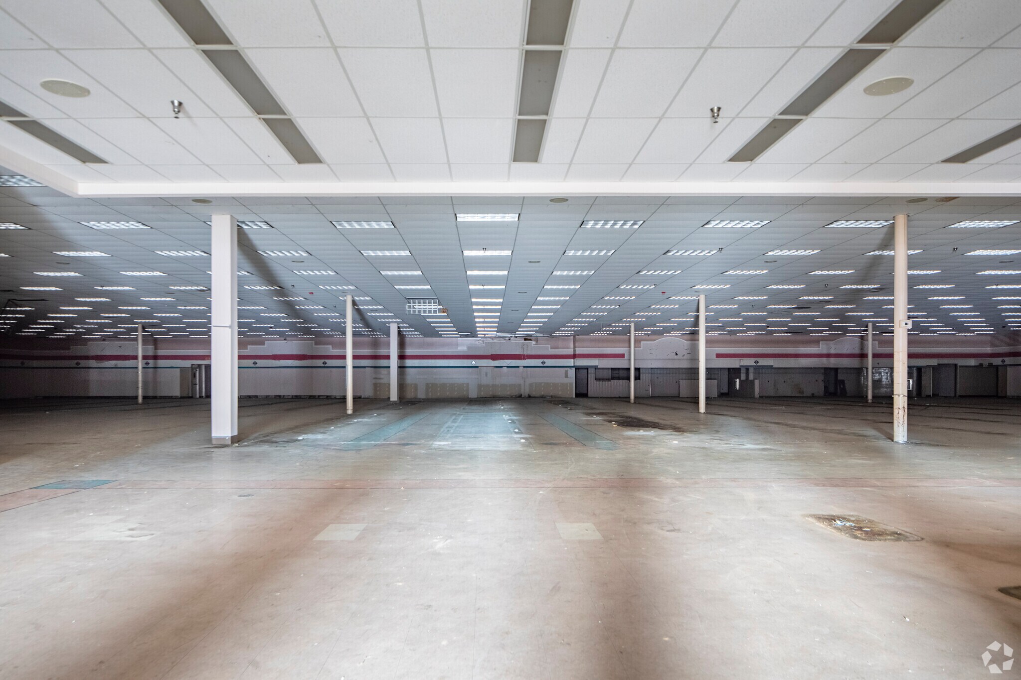 2120 HWY 19 N, Meridian, MS à vendre Photo intérieure- Image 1 de 5