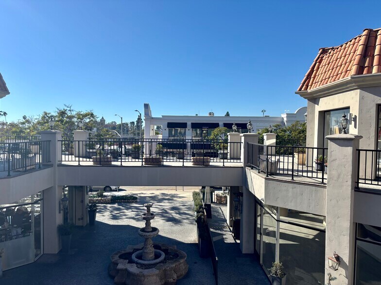 970 Monument St, Pacific Palisades, CA à louer - Photo du bâtiment - Image 3 de 13