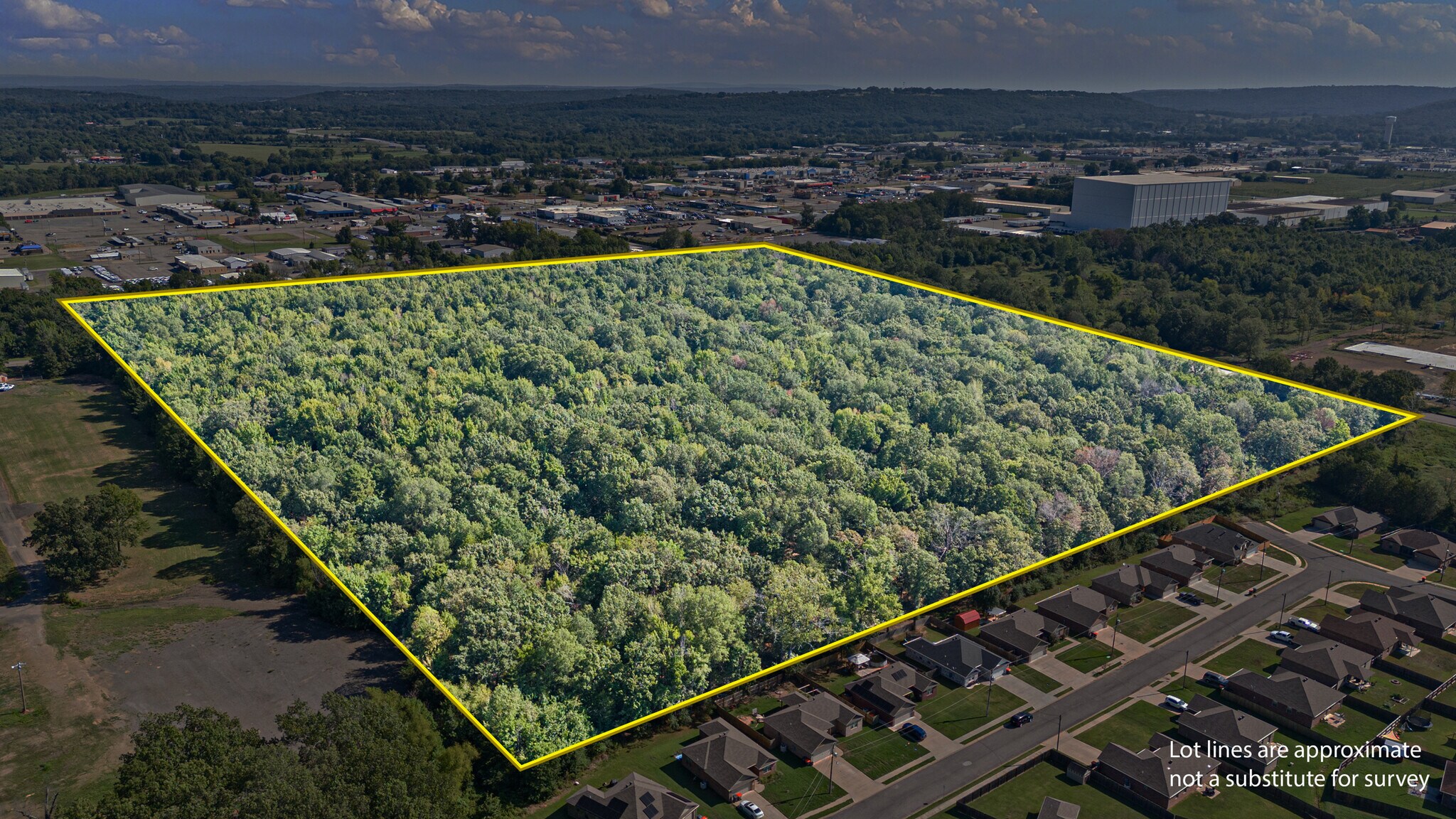 Fairway park, Russellville, AR for sale Primary Photo- Image 1 of 12