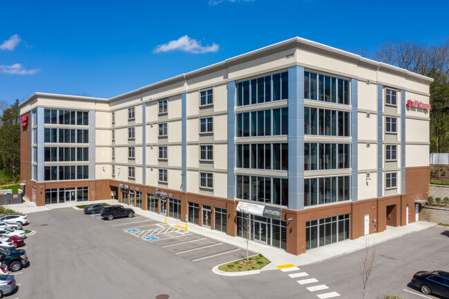 More details for 5070 Carothers Pky, Franklin, TN - Retail for Lease