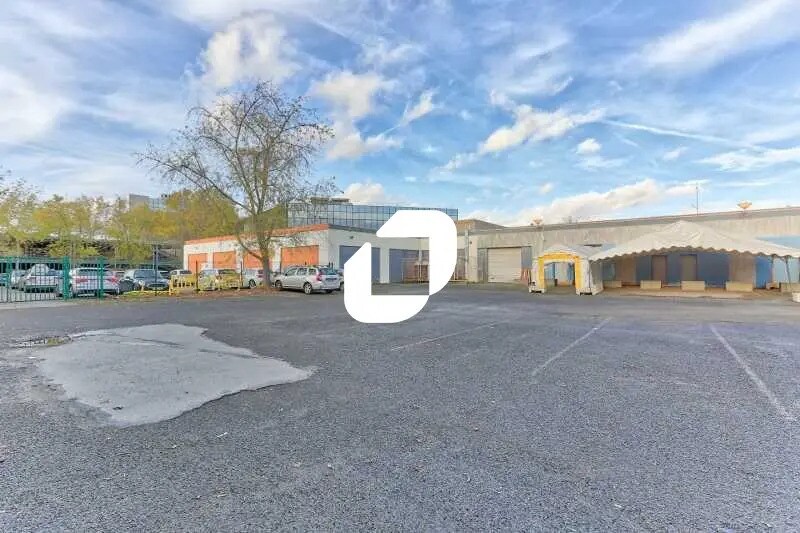 Office in Évry-Courcouronnes for lease Primary Photo- Image 1 of 4