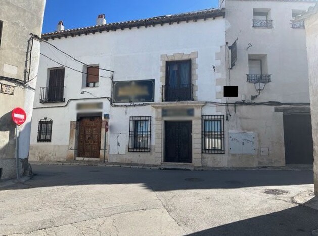Retail in Chinchón, Madrid for lease Primary Photo- Image 1 of 2