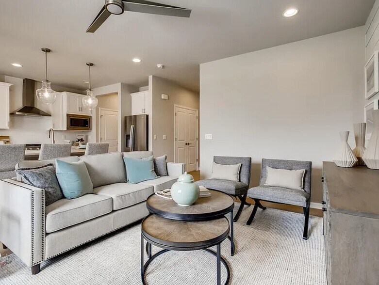 5315-5329 Canyon View Dr, Castle Rock, CO à vendre - Photo du bâtiment - Image 3 de 40