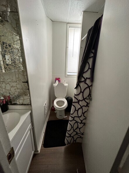 Workforce 3 Home Portfolio portefeuille de 2 propriétés à vendre sur LoopNet.ca - Photo intérieure - Image 2 de 71