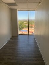 15720 Ventura Blvd, Encino, CA for lease Interior Photo- Image 1 of 9