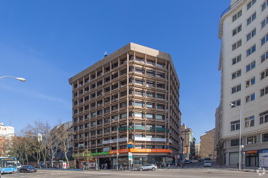 Calle De La Princesa, 2, Madrid, Madrid for lease - Primary Photo - Image 1 of 5