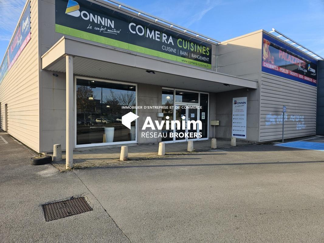 Retail in Choisey for lease Building Photo- Image 1 of 6