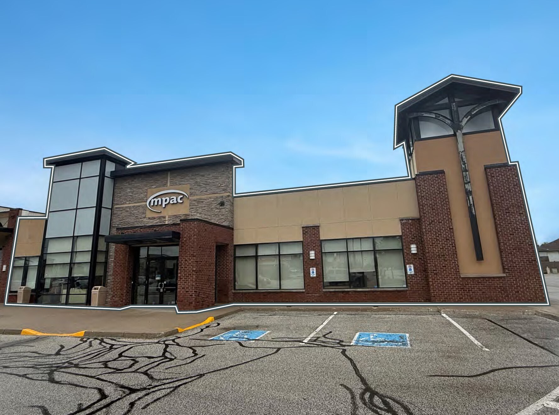 1695 Manning Road, Tecumseh, ON à vendre Photo principale- Image 1 de 1