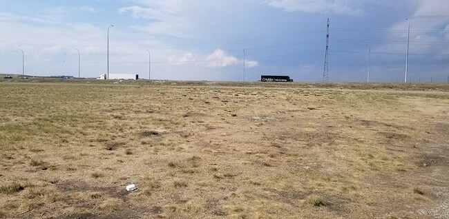 Plus de détails pour 13433 15 St NE, Calgary, AB - Terrain à vendre