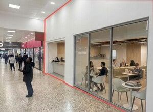 Merrion Ctr, Leeds for lease Interior Photo- Image 2 of 5