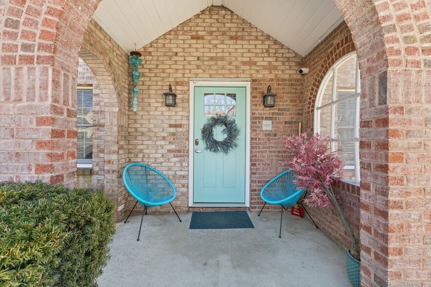 18 Miller Rd, Mahopac, NY for sale - Building Photo - Image 2 of 21