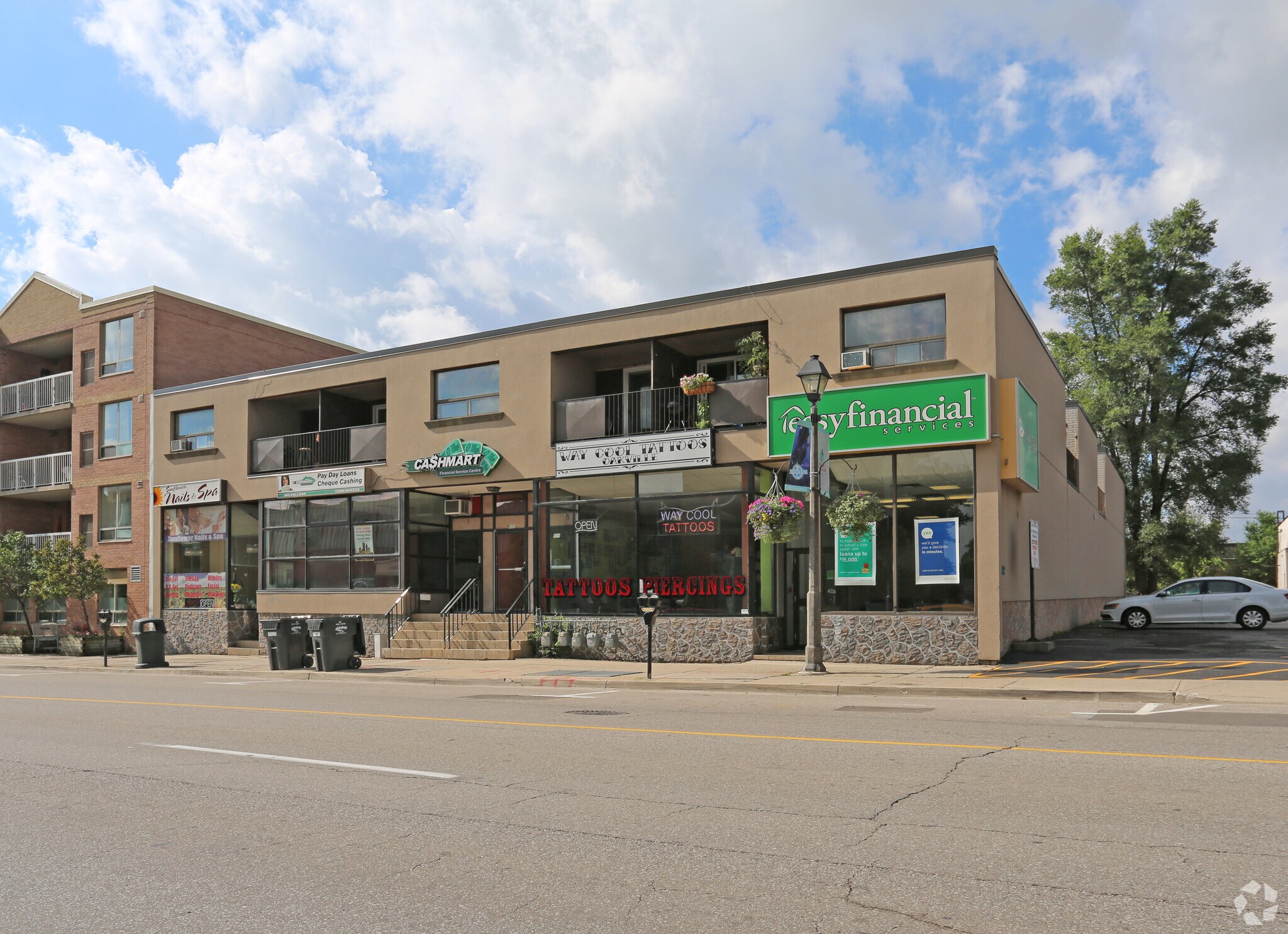 488-496 Kerr St, Oakville, ON à vendre Photo principale- Image 1 de 1