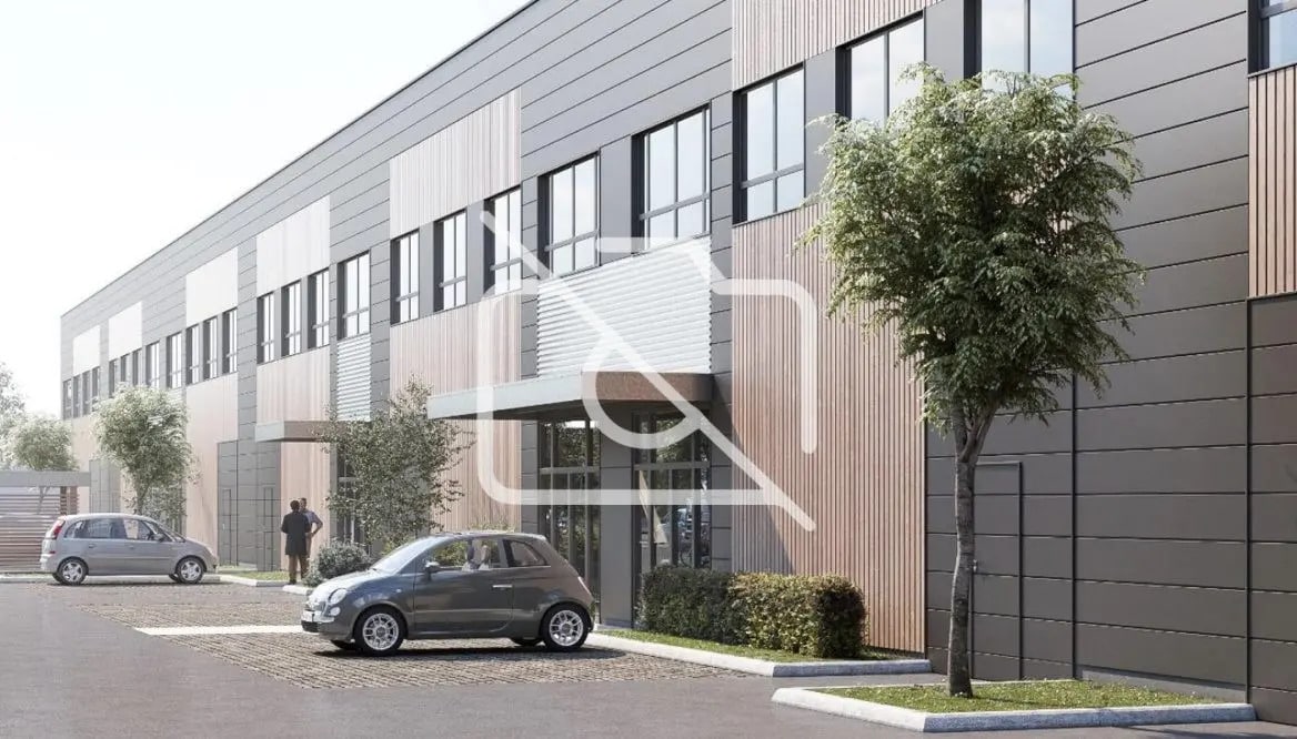 Office in Trappes for lease Building Photo- Image 1 of 7