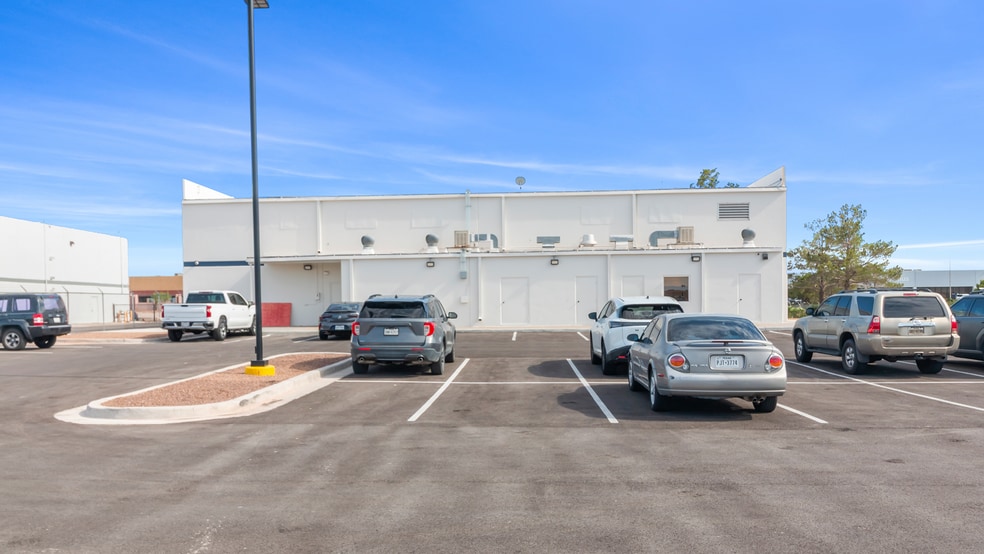 13 Founders Blvd, El Paso, TX for sale - Building Photo - Image 3 of 4