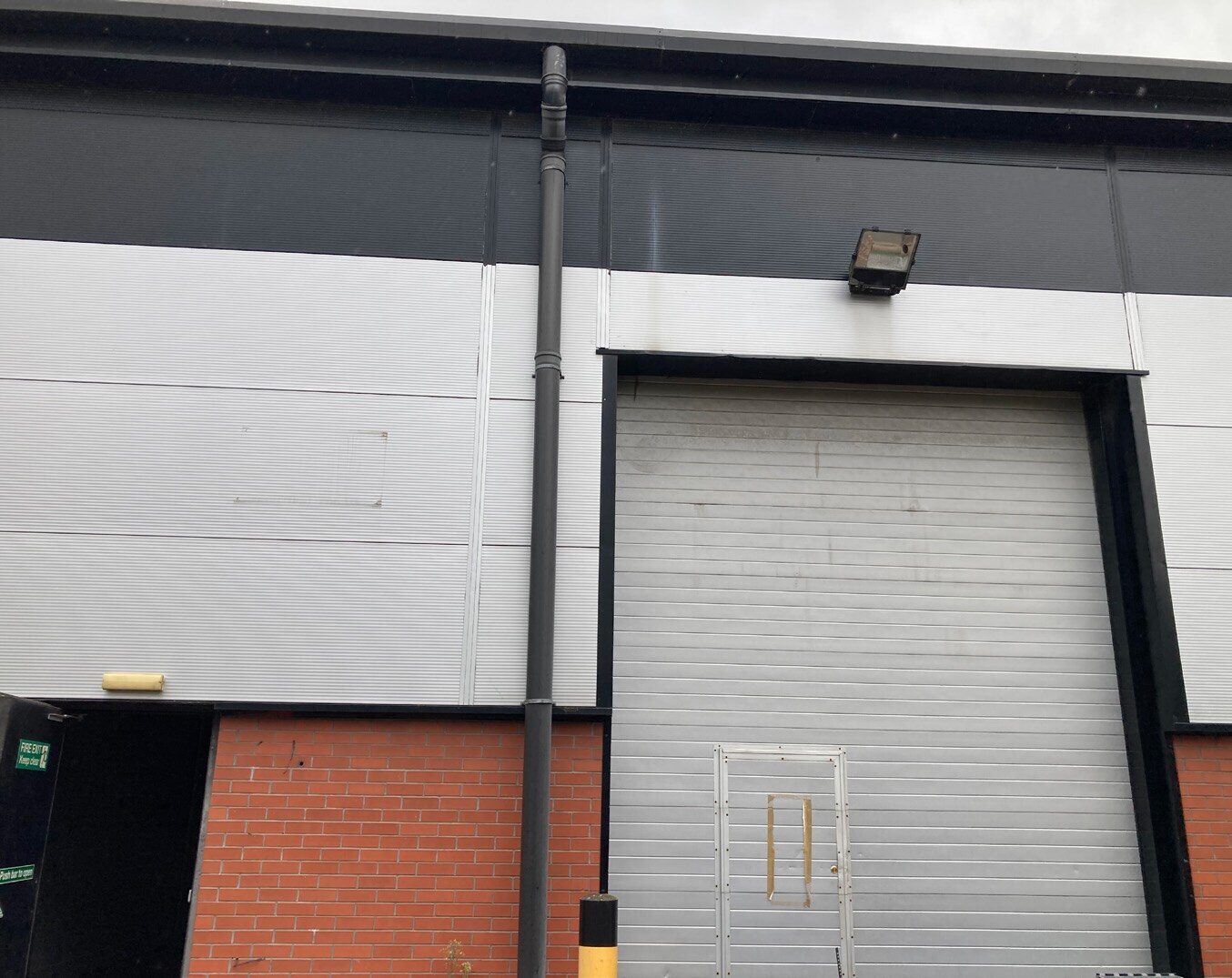 Parkway Dr, Sheffield for lease Building Photo- Image 1 of 8