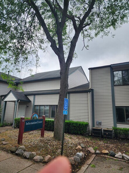 6914 Clio Ct, Flint, MI for sale - Building Photo - Image 2 of 7