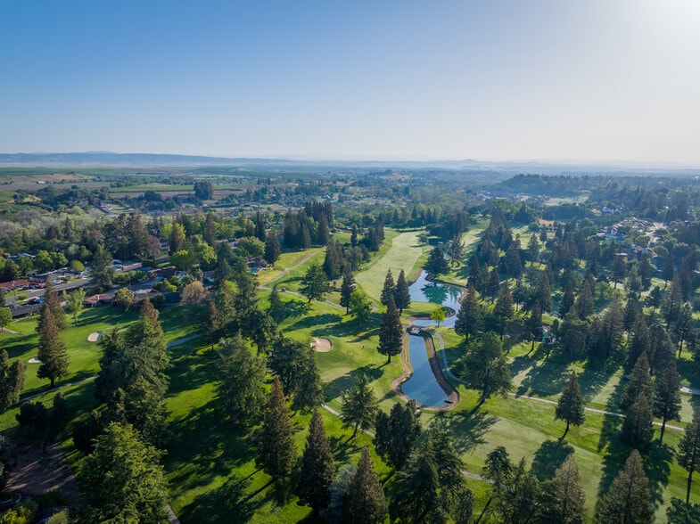 624 N Stearns Rd, Oakdale, CA à vendre - Aérien - Image 2 de 9