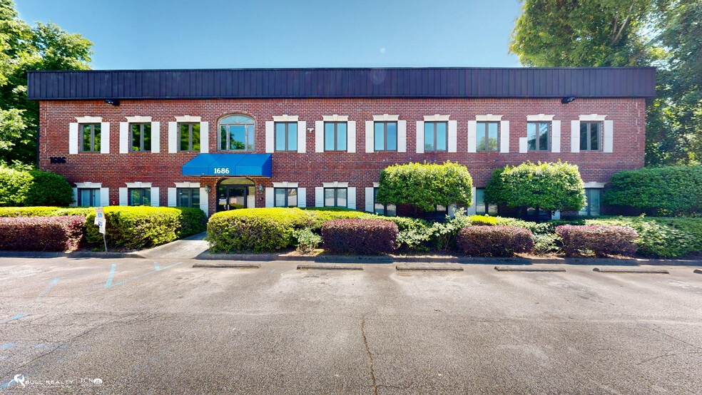1686 Roswell Rd, Marietta, GA à vendre - Photo du bâtiment - Image 2 de 30
