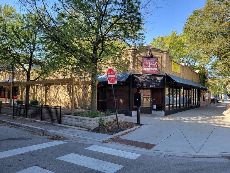 1206 W Rosedale Ave, Chicago, IL à louer - Photo du bâtiment - Image 2 de 13