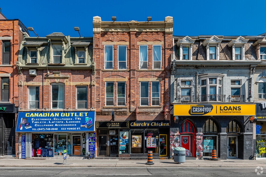531 Yonge St, Toronto, ON for lease - Building Photo - Image 3 of 11