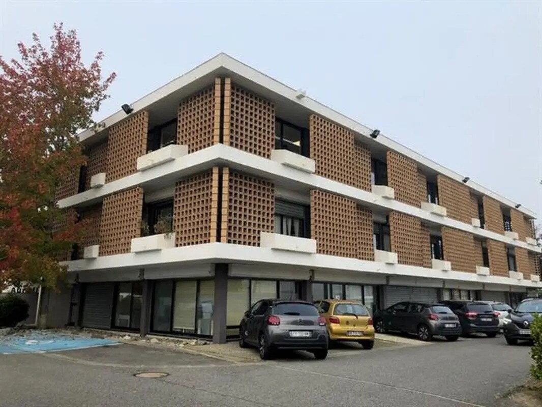 2 Impasse Boudeville, Toulouse for lease Building Photo- Image 1 of 12
