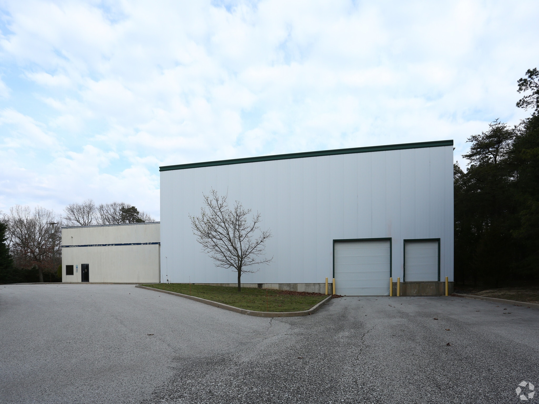 235 Edgewood Ave, West Berlin, NJ for sale Building Photo- Image 1 of 2