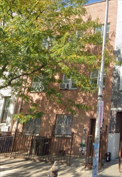 1367 Dekalb Ave, Brooklyn, NY for sale - Primary Photo - Image 1 of 9