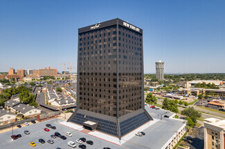 Plus de détails pour 3030 NW Expressway, Oklahoma City, OK - Cotravail à louer