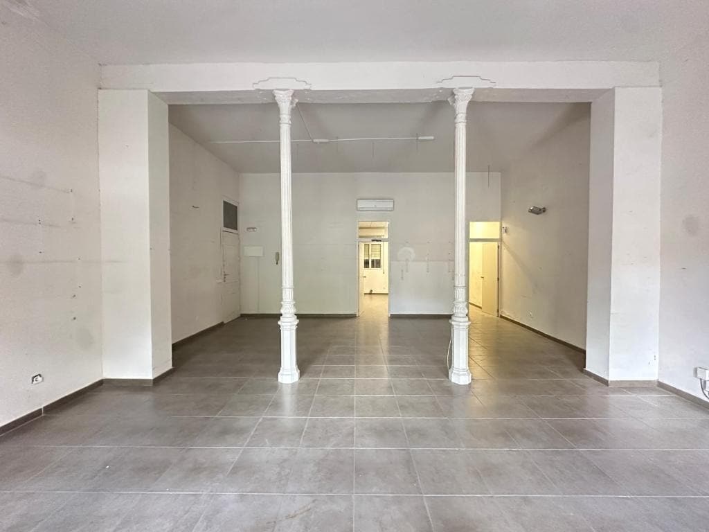 Plaza del Dos de Mayo, 5, Madrid, Madrid for lease Interior Photo- Image 1 of 7