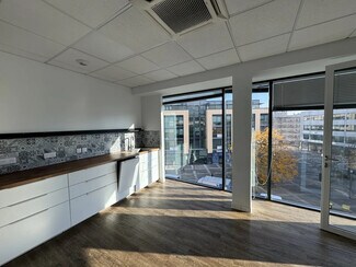 Plus de détails pour 13 Rue André Pingat, Reims - Bureau à louer