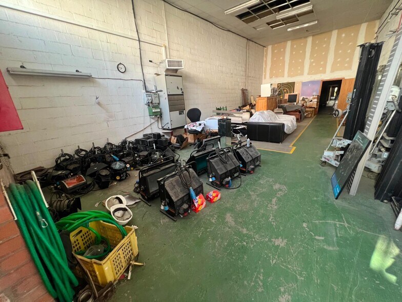 Retail in SEVILLA for sale - Interior Photo - Image 2 of 31