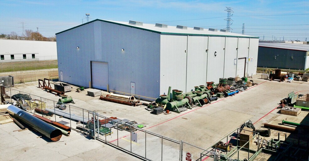 11330 Brittmoore Park Dr, Houston, TX à louer - Photo du bâtiment - Image 2 de 14