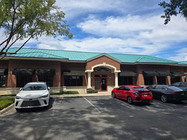 765 Primera Blvd, Lake Mary, FL à louer - Photo du bâtiment - Image 2 de 17