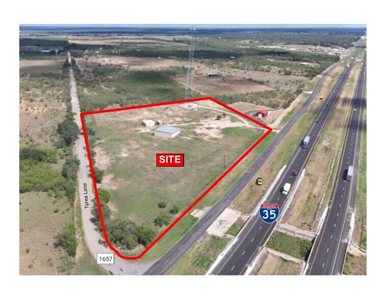 14949 N IH-35, Moore, TX for sale - Primary Photo - Image 1 of 1
