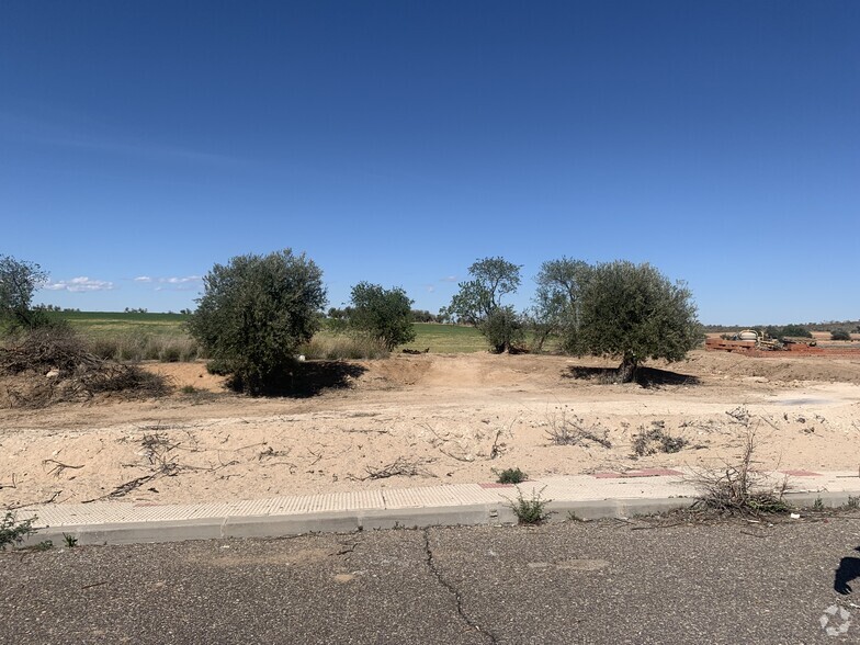 Avenida Aristóteles, s/n, Cobisa, Toledo à vendre - Photo principale - Image 1 de 4