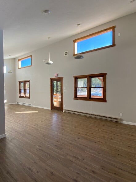 1 Delwood Dr, Bailey, CO à louer - Photo intérieure - Image 3 de 17