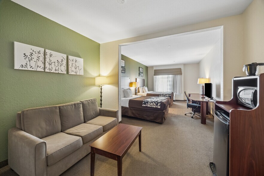 18150 McKay Dr, Humble, TX à vendre - Photo du bâtiment - Image 1 de 10