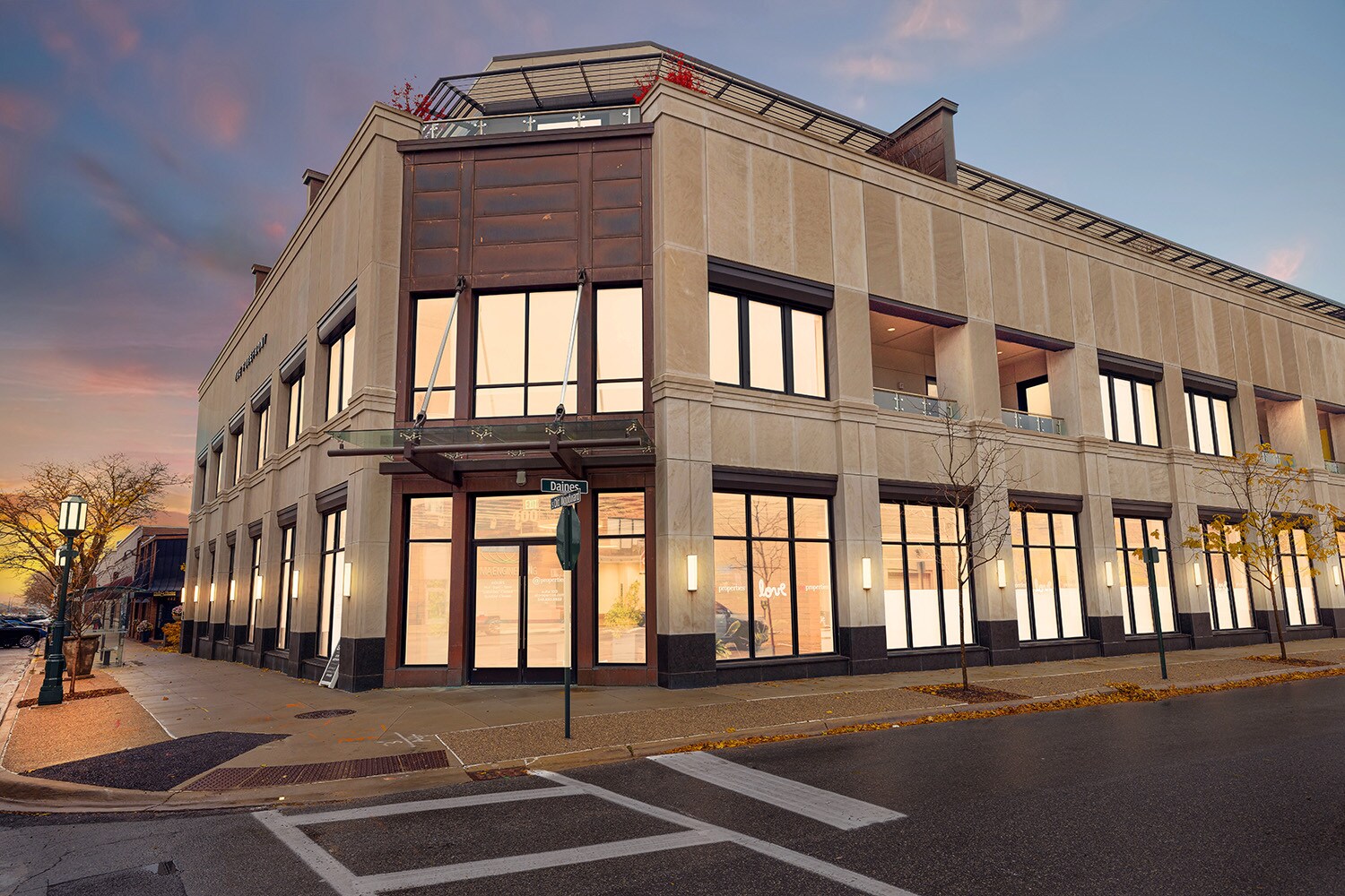 400 S Old Woodward Ave, Birmingham, MI à vendre Photo du bâtiment- Image 1 de 74