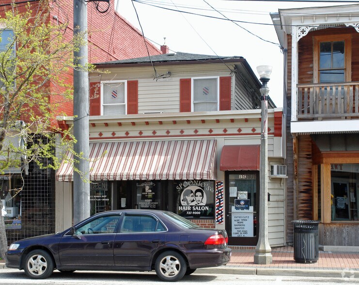 15 E Mellen St, Hampton, VA à louer - Photo principale - Image 1 de 3