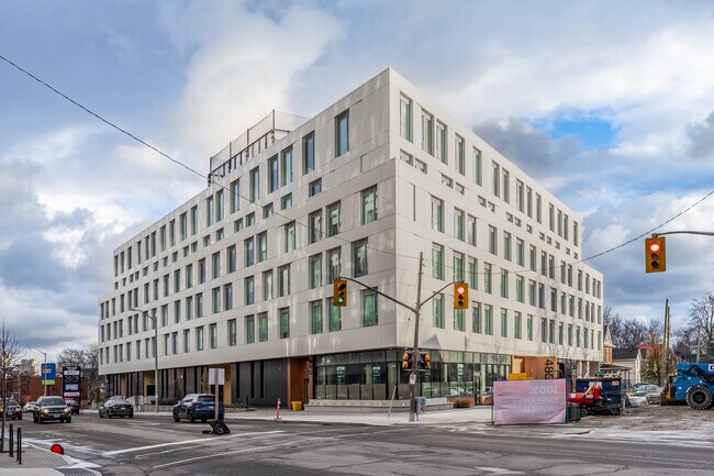 Plus de détails pour 485 Albert St, Kingston, ON - Commerce de détail à louer