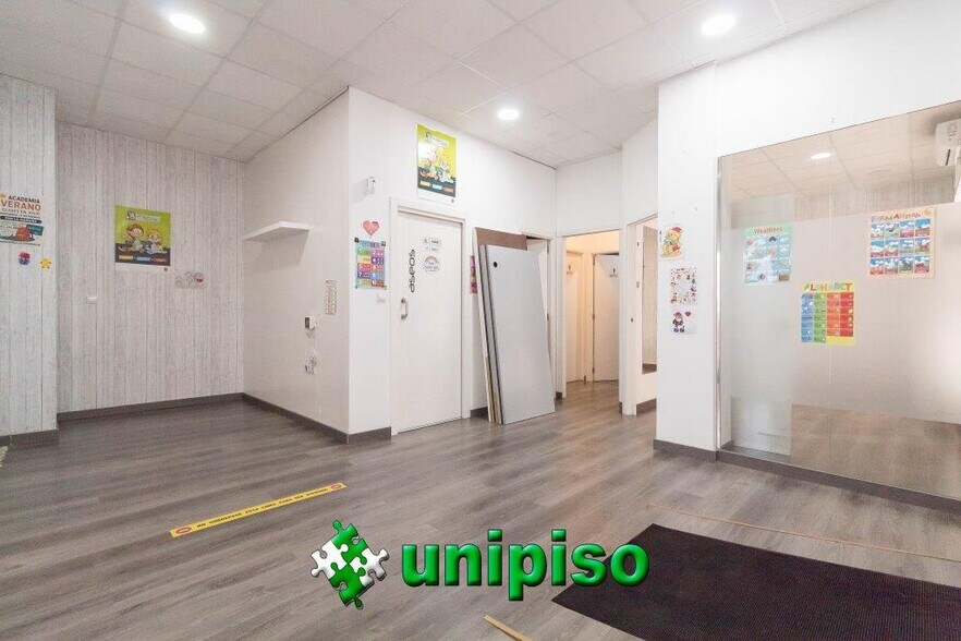 Retail in Leganés, Madrid for lease - Interior Photo - Image 2 of 2
