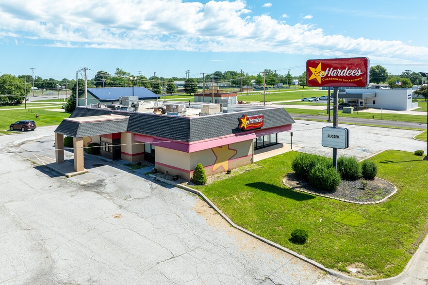 1849 E 9th St, Trenton, MO for sale - Building Photo - Image 2 of 9