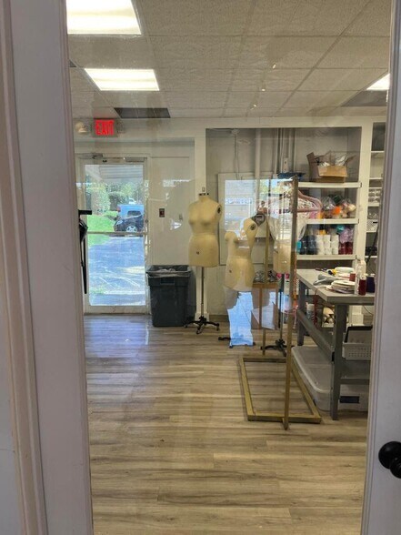 5037 Union St, Union City, GA à vendre - Photo du bâtiment - Image 3 de 9