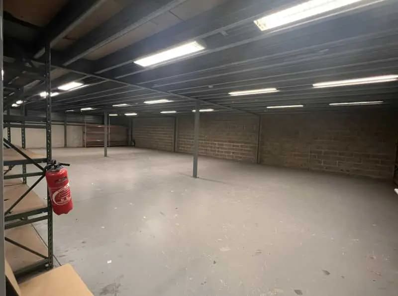 Flex in Le Bourget for lease Building Photo- Image 1 of 12