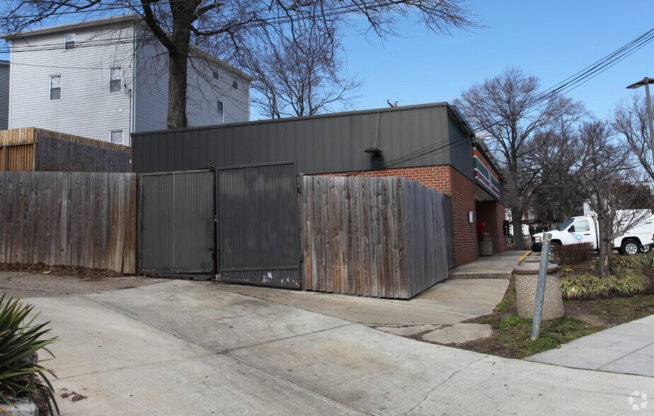 1927 Rhode Island Ave NE, Washington, DC à vendre - Photo du bâtiment - Image 3 de 13