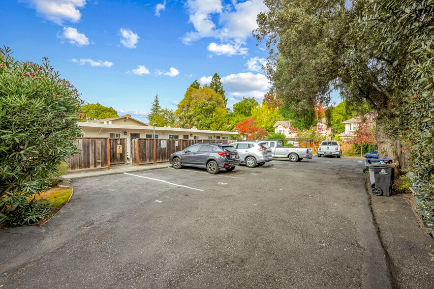 310 Gladys Ave, Mountain View, CA for sale - Building Photo - Image 3 of 55